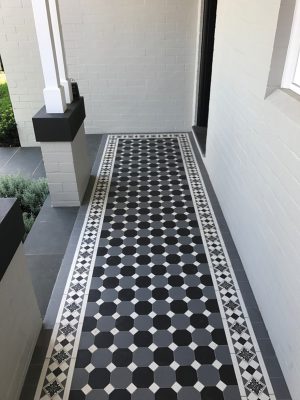 OXLEY CHECKERBOARD PATTERN - DARK GREY OCTAGON & CARBON BLACK OCTAGON + GRAND NORWOOD BORDER +  INFILL