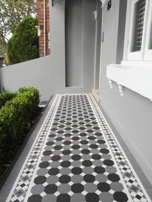 OXLEY CHECKERBOARD PATTERN - DARK GREY & CARBON BLACK OCTAGON + GRAND NORWOOD BORDER + INFILL - TESSELLATED TILES OXLEY CHECKERBOARD PATTERN - DARK GREY & CARBON BLACK OCTAGON + GRAND NORWOOD BORDER + INFILL - TESSELLATED TILES