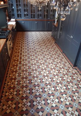 Fitzroy Pattern + Ritz 120mm + infill Dark Red 19 Fitzroy Pattern + Ritz 120mm + infill Dark Red 19