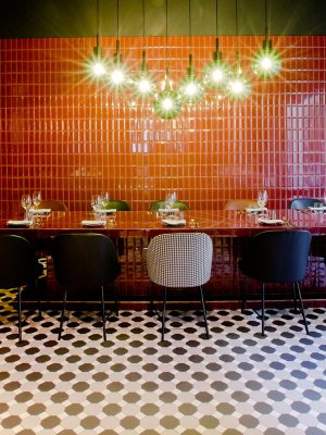 Oxley Checker - Carbon black Octagon + Light Grey Octagon with 50mm Super white dot - 1 Oxley Checker - Carbon black Octagon + Light Grey Octagon with 50mm Super white dot - 1